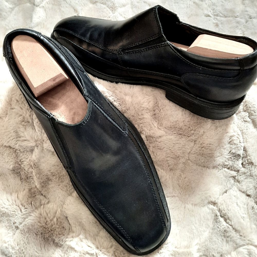 Kenneth Cole Black Leather Slip- Ons